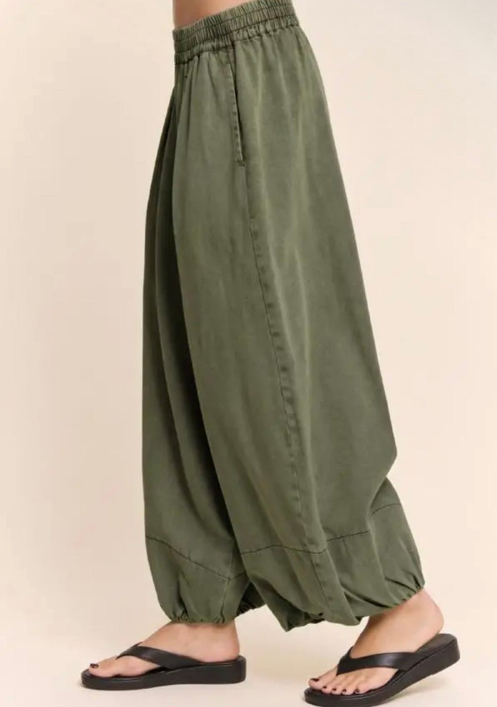 Juju Washed Pleated Balloon Pants