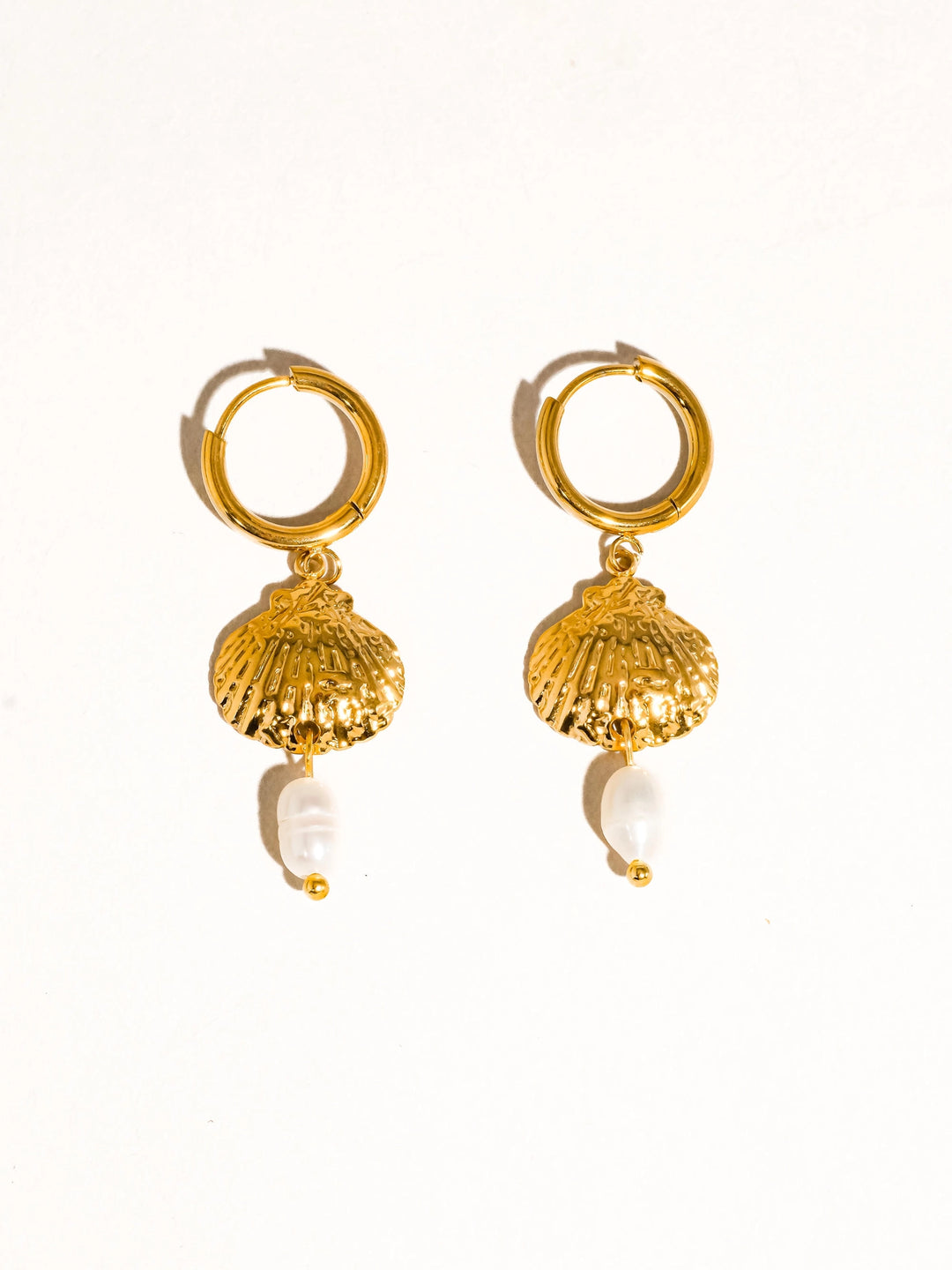 Luma Seashell Earrings