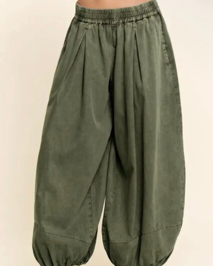 Juju Washed Pleated Balloon Pants
