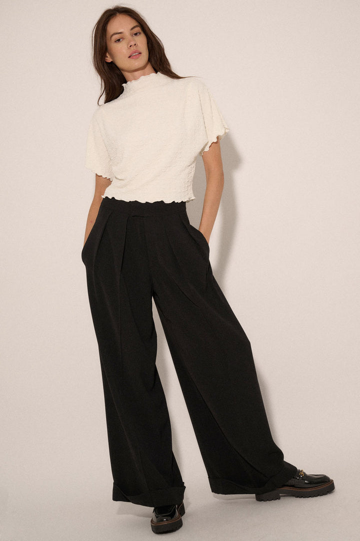 Nia Pleated Trouser