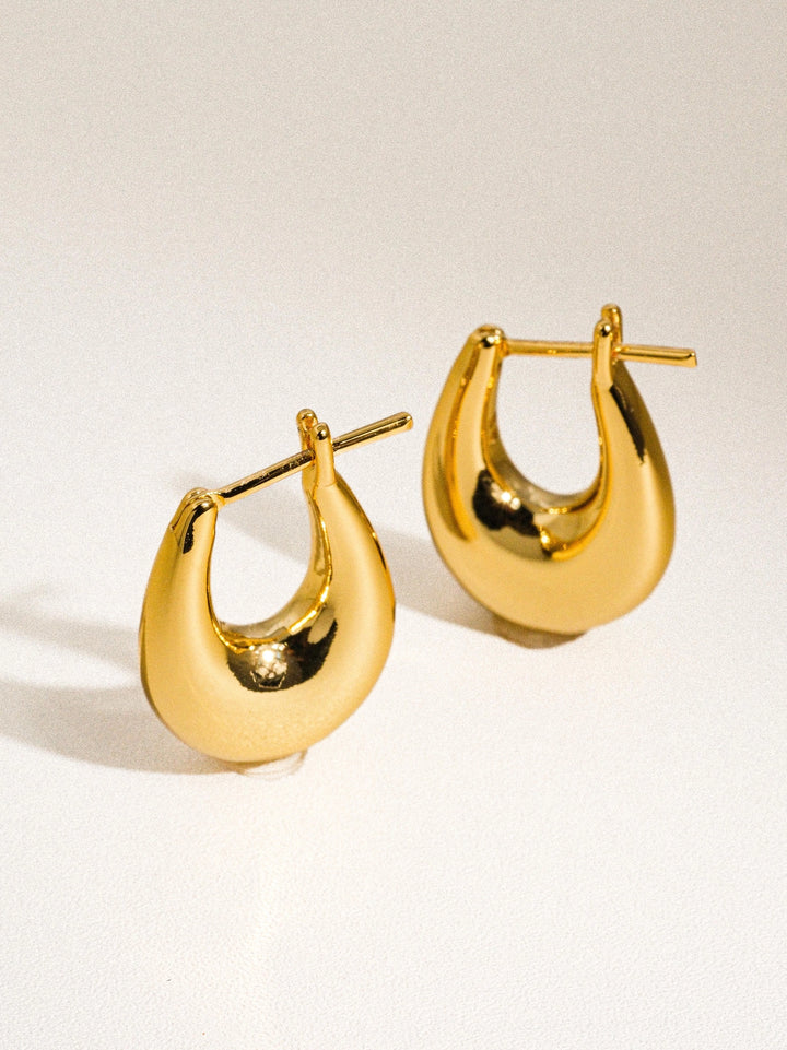 Quinn Hoop Earrings
