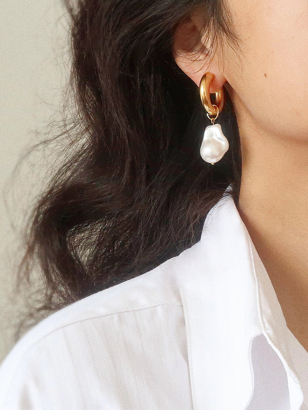 Serena Pearl Earrings