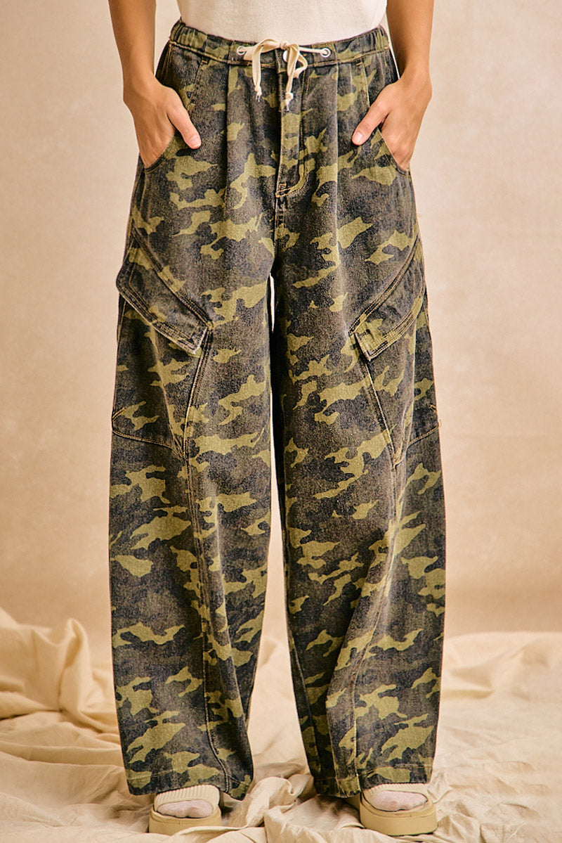 Camouflage Baggy Barrel Pants