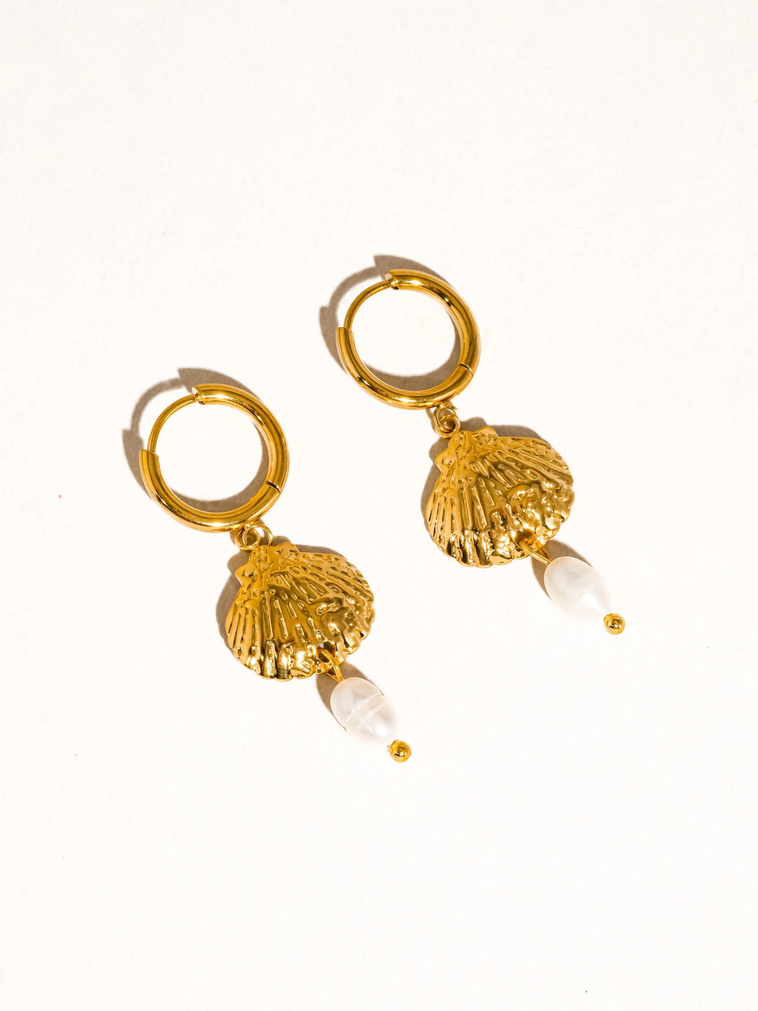 Luma Seashell Earrings
